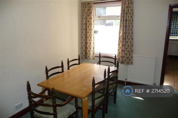 2 bedroom house in Kensington Road, Reading, RG30 (2 bed) (#2714520)