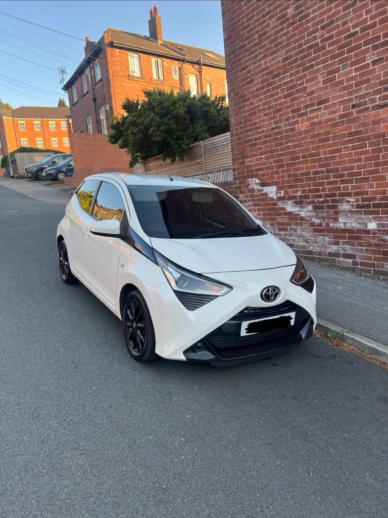 Toyota, AYGO, Hatchback, 2019, Semi-Auto, 998 (cc), 5 doors
