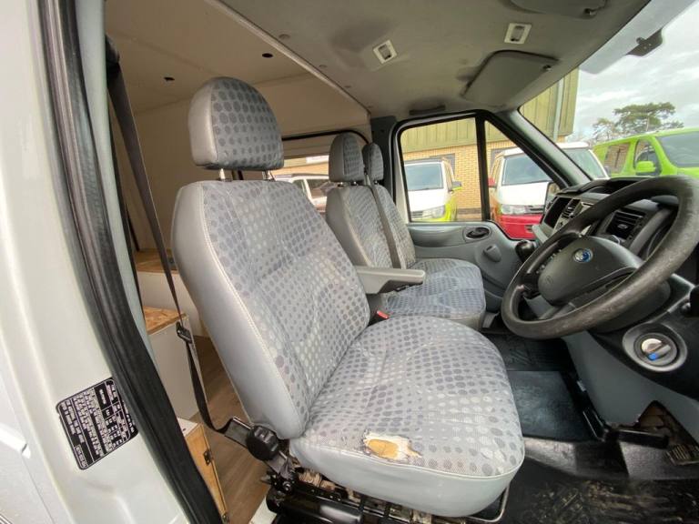 2009 Ford Transit Medium Roof Van TDCi 85ps PANEL VAN DIESEL Manual