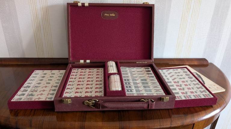 SEALED Anne Carlton Mah Jong Set in travel case, with instructions 