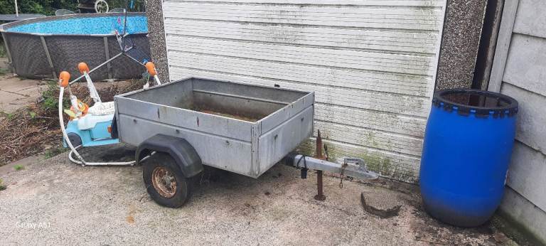 Car trailer 