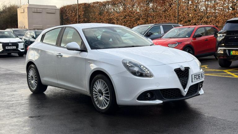 2016 Alfa Romeo Giulietta 1.4 TB Giulietta Hatchback 5dr Petrol Manual Euro 6 (s/s) (120 bhp) Hat...