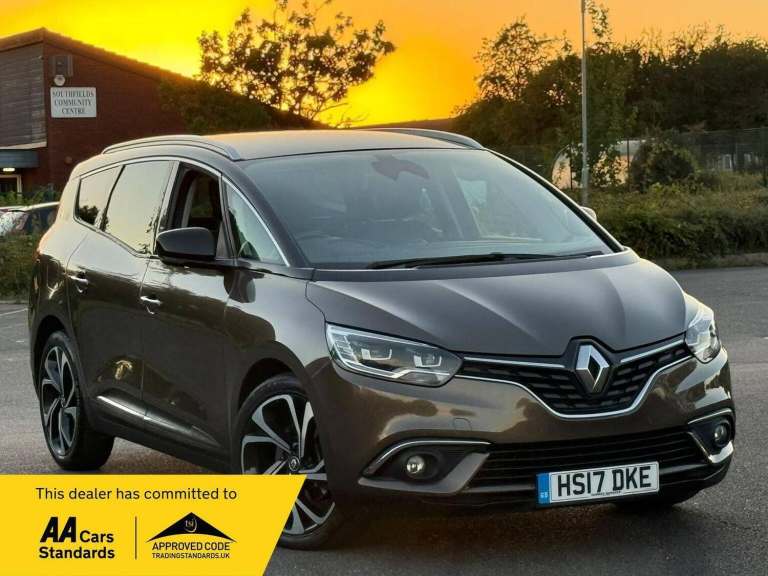 2017 Renault Grand Scenic 1.6 dCi 160 Signature Nav 5dr Auto MPV DIESEL Automatic