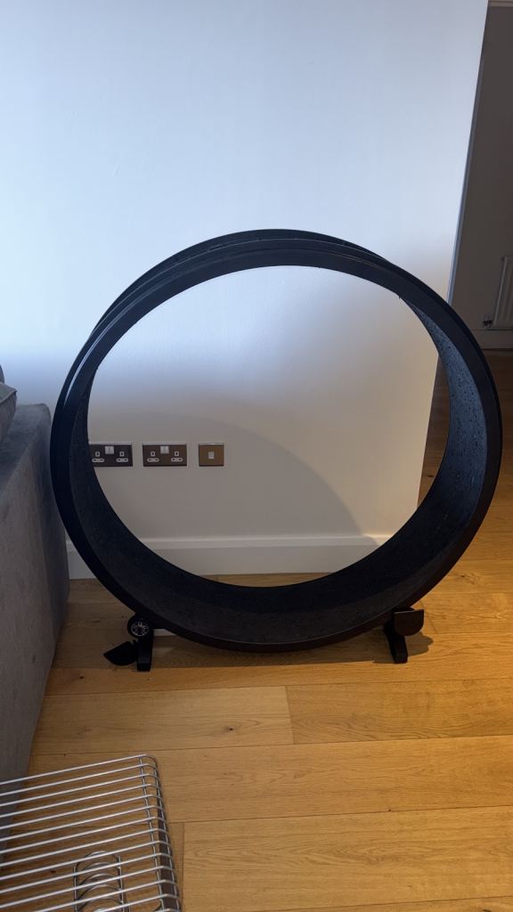 Free cat wheel good condition but my cat doesn’t use it - free collection today only 