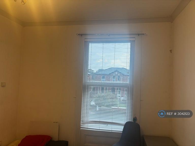 Studio flat in Leyland Road, Southport, PR9 (#3042123)