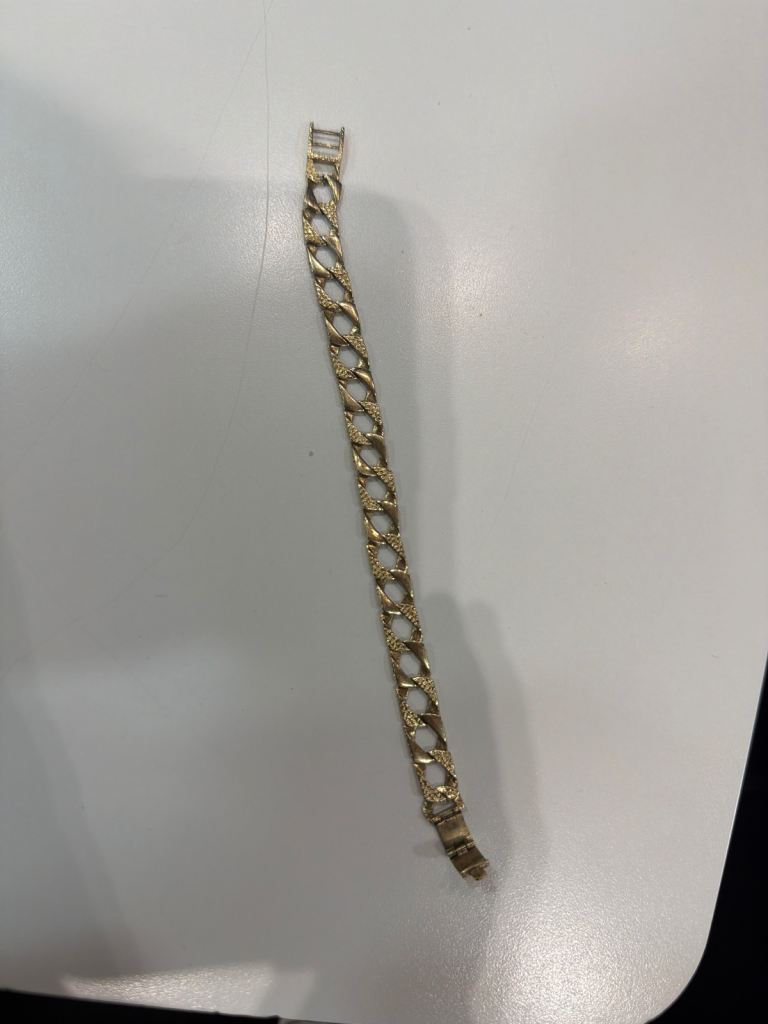 Gold bracelet 