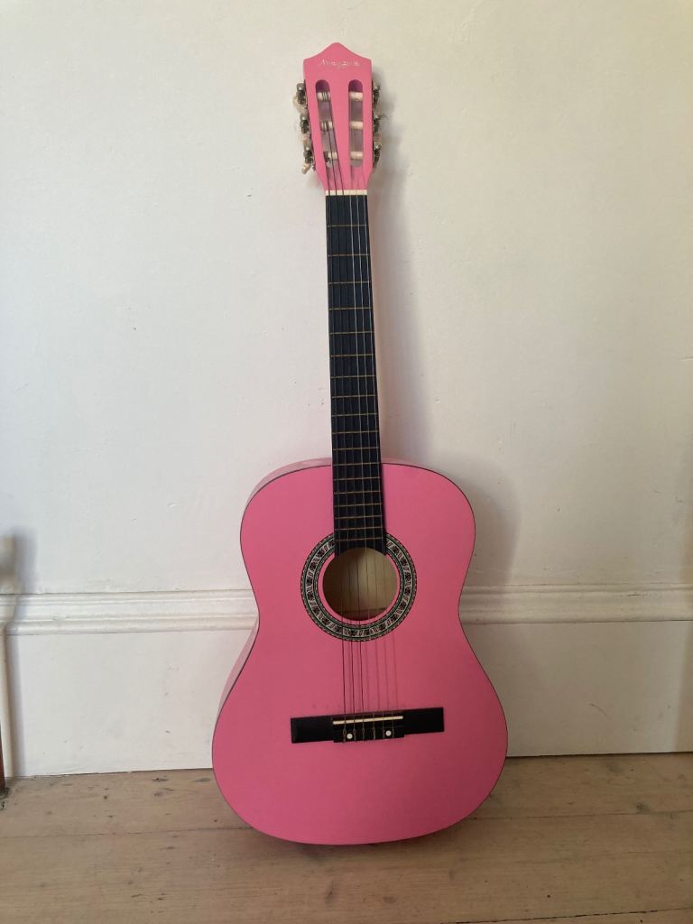 Kids guitar pink 
