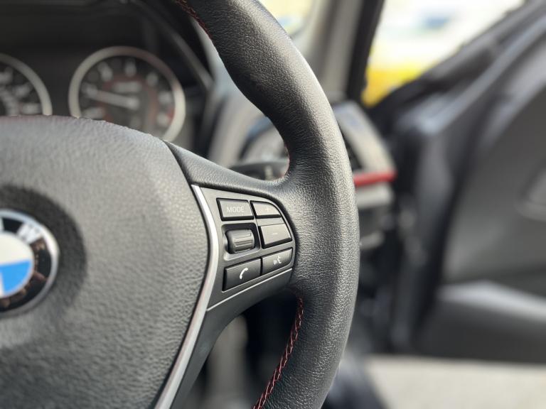 BMW 1 SERIES 2.0 118d Sport 5-Door 2016