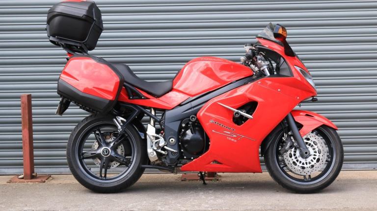 Triumph Sprint ST 1050 2008