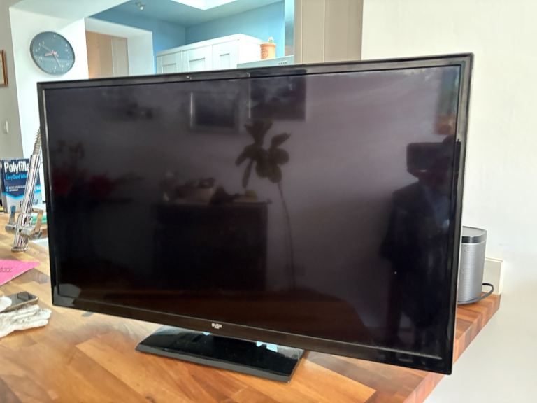 Bush 32-inch LCD TV – Black, Good Condition