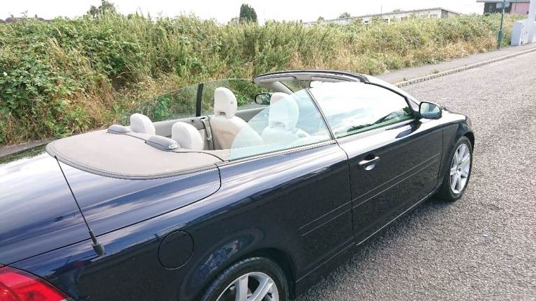 VOLVO C70 CONVERTIBLE 2.4L 2007 AUTOMATIC 