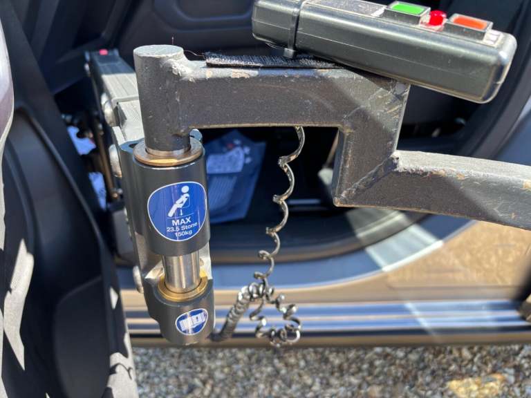 PEUGEOT RIFTER WHEELCHAIR ACCESSIBLE VEHICLE WAV WITH HOIST PASSENGER UP FRONT