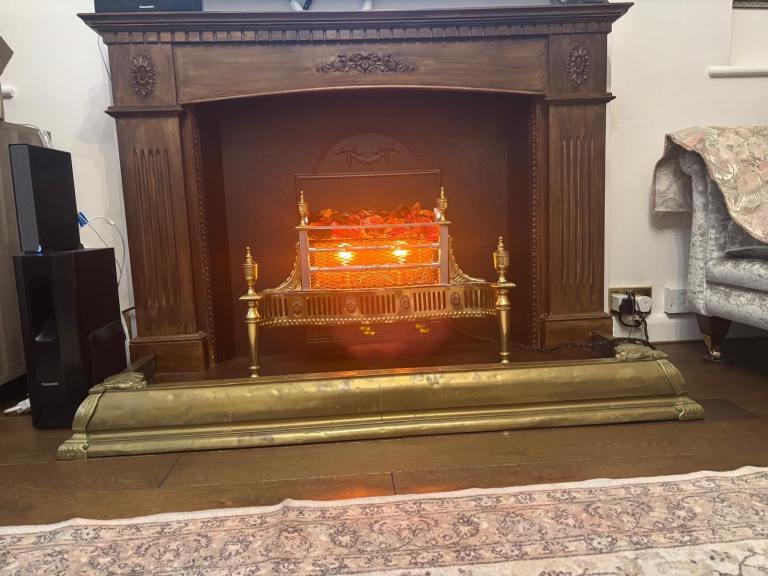 Electric heater fireplace