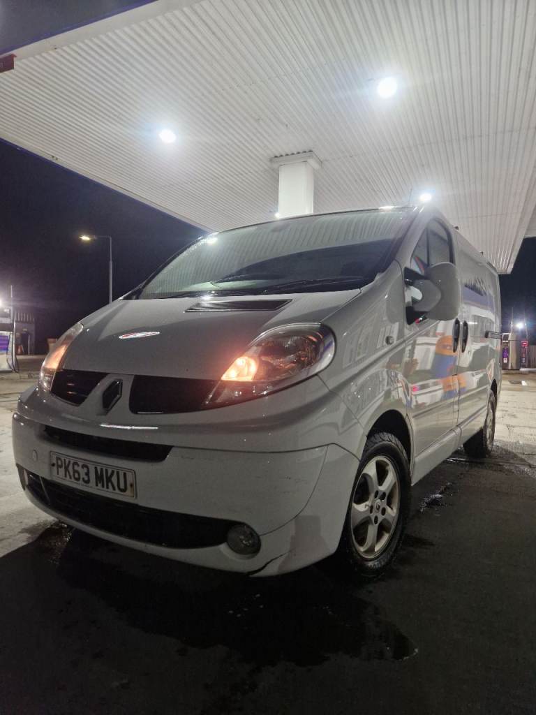 2013 Renault Trafic Sport. Full MOT