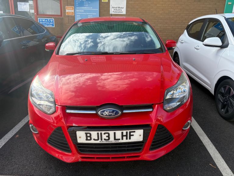 Ford, FOCUS, Hatchback, 2013, Manual, 998 (cc), 5 doors
