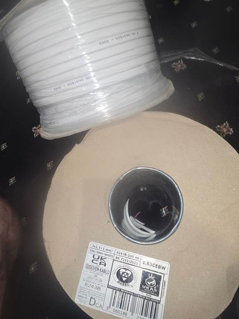 New power cable 100m