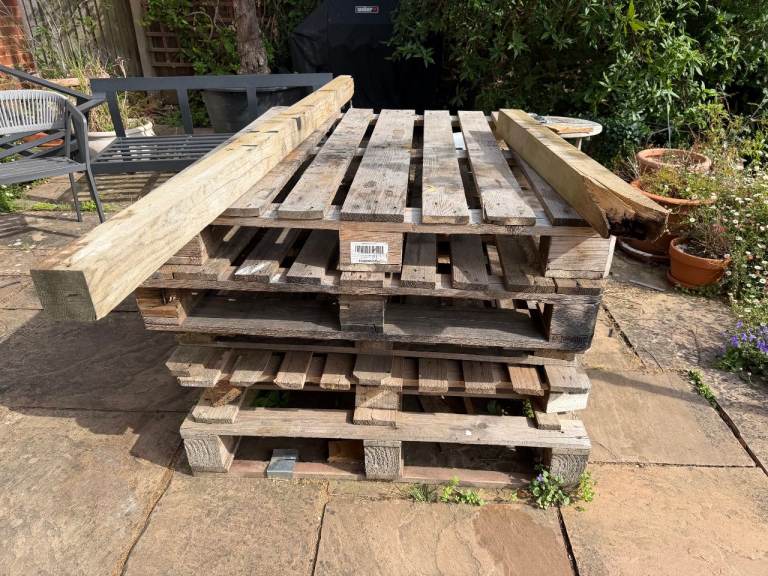 Used Wooden Pallets – Good for Projects