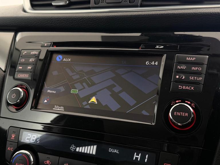 2017 Nissan Qashqai 1.5 dCi N-Connecta 5dr HATCHBACK DIESEL Manual