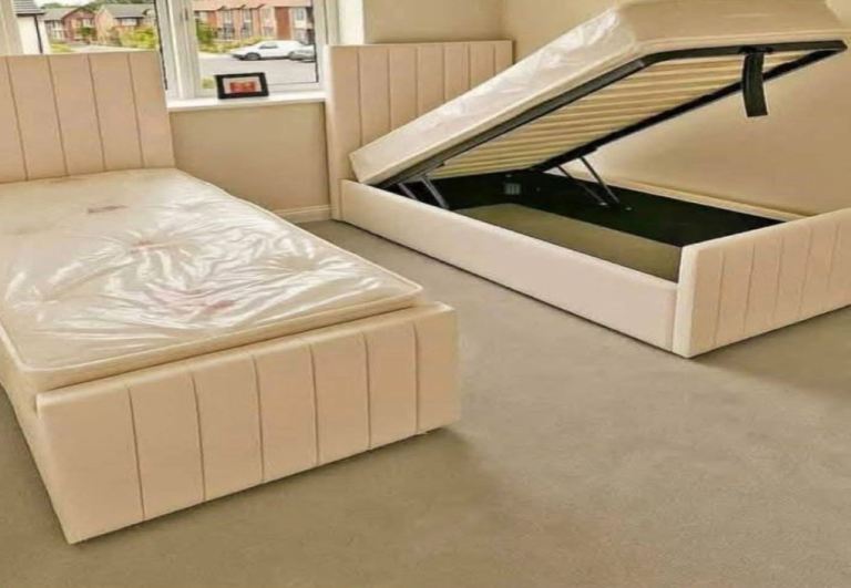 ROYAL WING SORAGE  BED AND MATTRESS KING SIZE / SINGLE