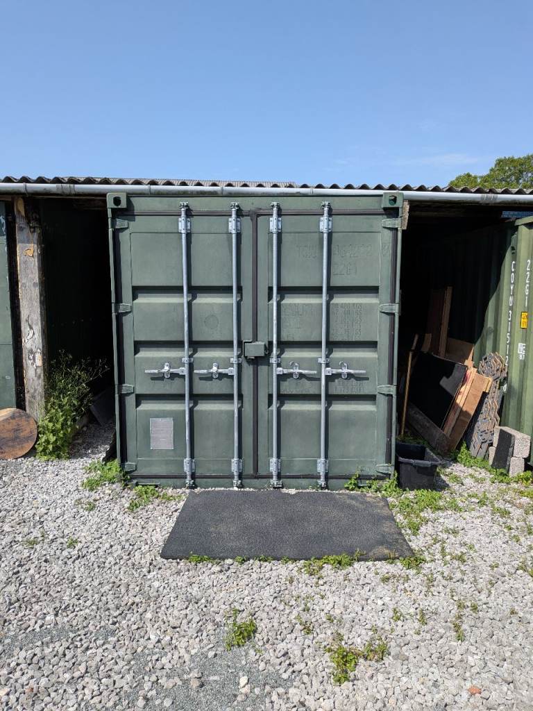 Shipping container storage BS40 