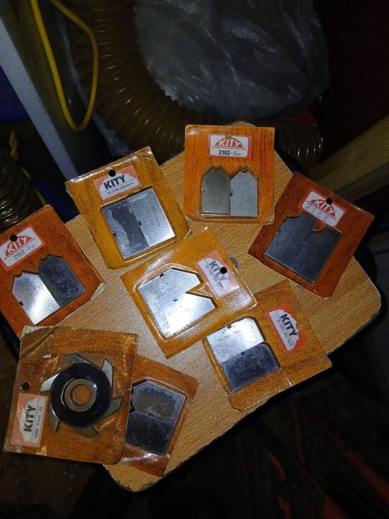 KITY SPINDLE MOULDER CUTTER BLOCK & CUTTERS