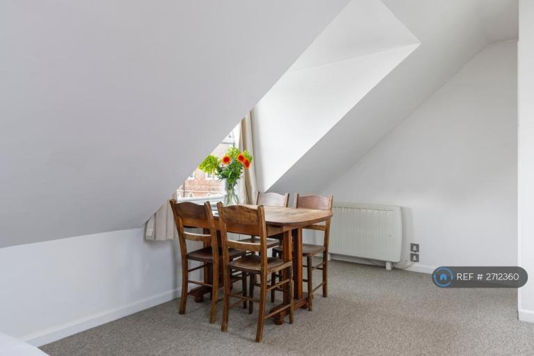 Studio flat in College Road, Brighton, BN2 (#2712360)