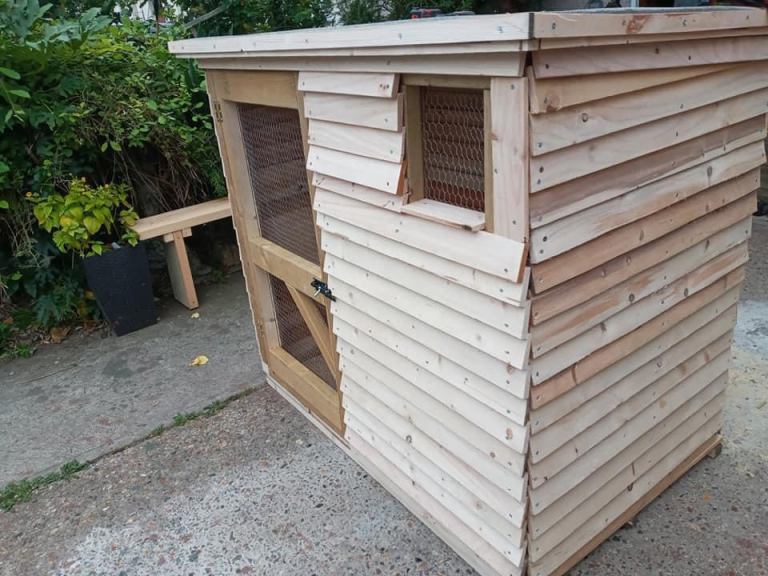 Animal hutches 