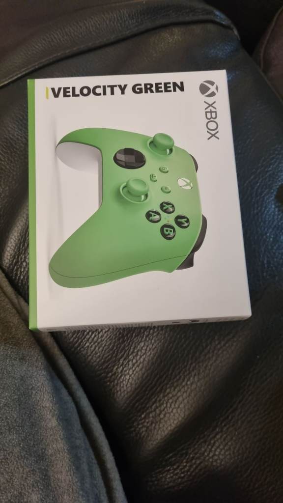 Xbox wireless controller 