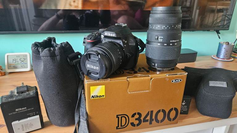 Nikon D3400 DSLR Bundle 📸