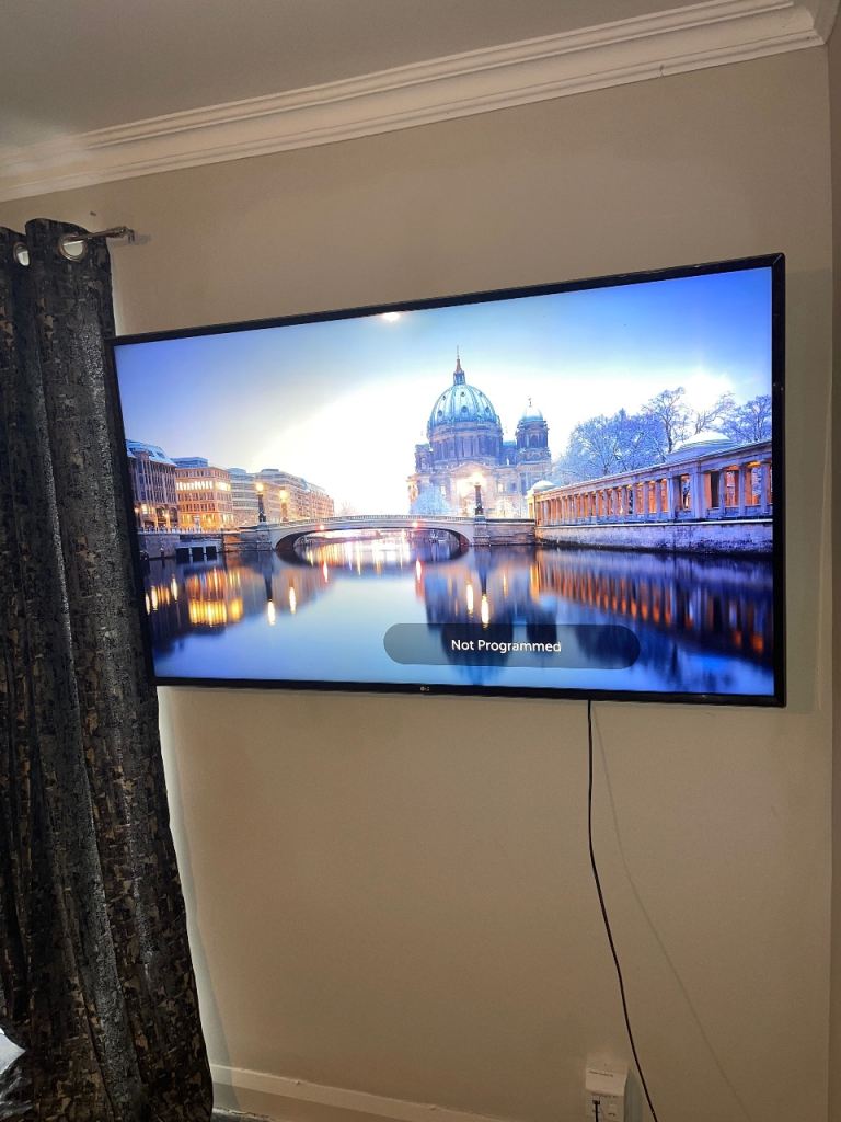 image for LG Smart Tv 60” *spares or repairs”