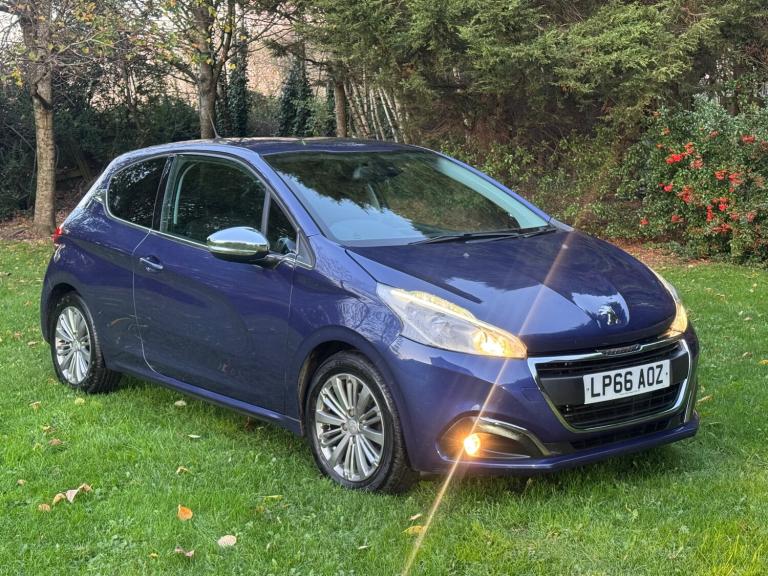 2017 Peugeot 208 1.2 PureTech Allure Hatchback 3dr Petrol Manual Euro 6 (82 ps)