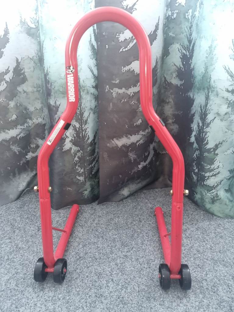 Rear motorbike wheel lift