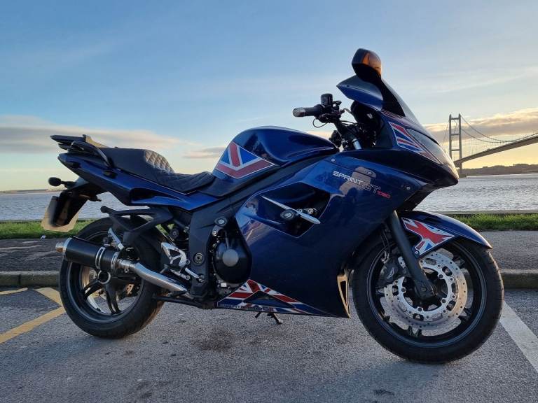 Triumph sprint gt 1050