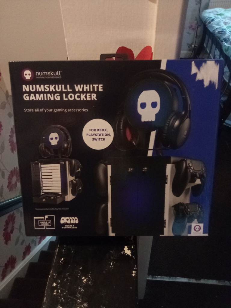 Numskull white gaming locker brand new 