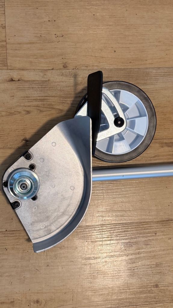 Makita EE400MP Split-Shaft Multi Tool Edging Attachment Only For DUX60 / UX01G