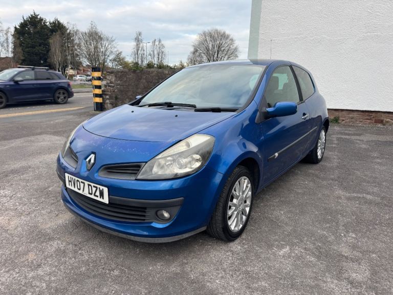 Renault Clio 1.4 Dynamique S Hatchback