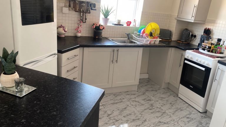 2 bedroom flat in Cannock