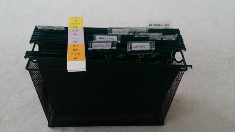 Mesh File Organiser with Hanging Folders – Ready to Use