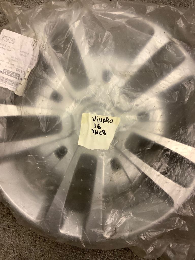 VAUXHALL VIVARO GENUINE WHEEL TRIM 
