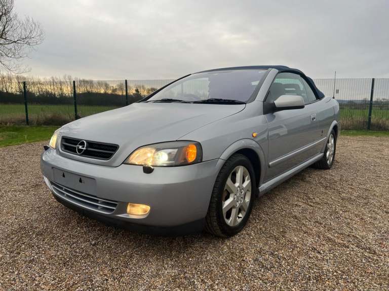 VAUXHALL ASTRA CONVERTIBLE OPEL 2.2 AUTOMATIC * FULL RED LEATHER * POWER HOOD *