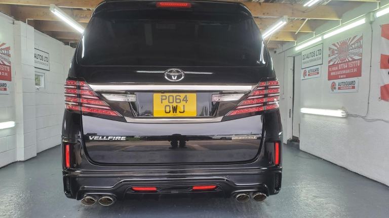 Toyota vellfire golden eyes 2.4 automatic 7 seat japanese import 56k miles 2014 