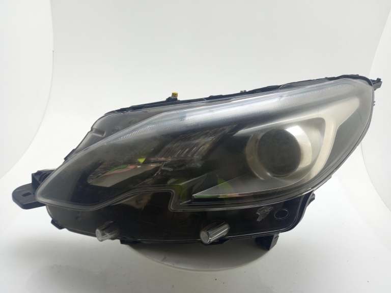 Peugeot 2008 Headlamp Headlight N/S 2016-2019 5 Door Hatchback Lh 9815126180