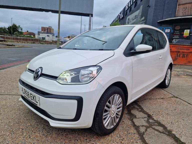 VOLKSWAGEN UP! MOVE UP! 1.0 PETROL | ULEZ | 2018| LOW INSURANCE 2018 HPI CLEAR
