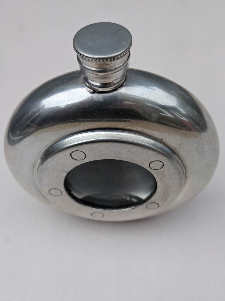 Attractive, nautical themed metal hip flask