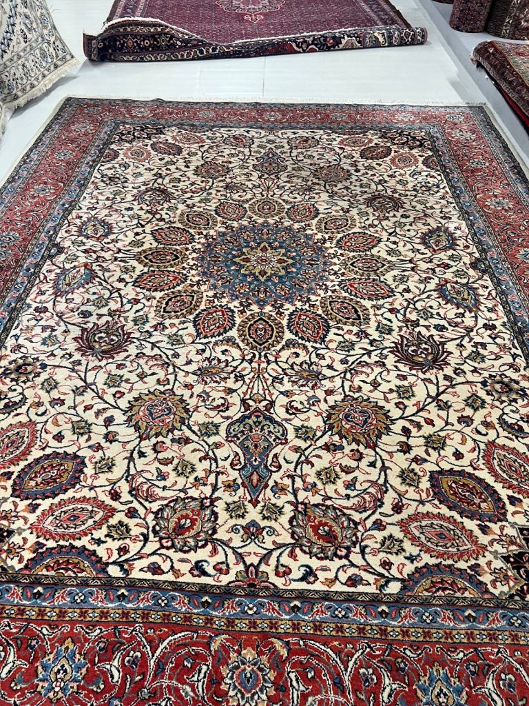 Persian sarouk rug 270x350cm