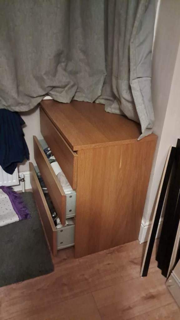 drawer with 3 draws brown