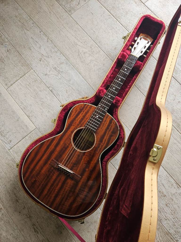 Eastman E10OO-12F-M Handcrafted Acoustic Guitar