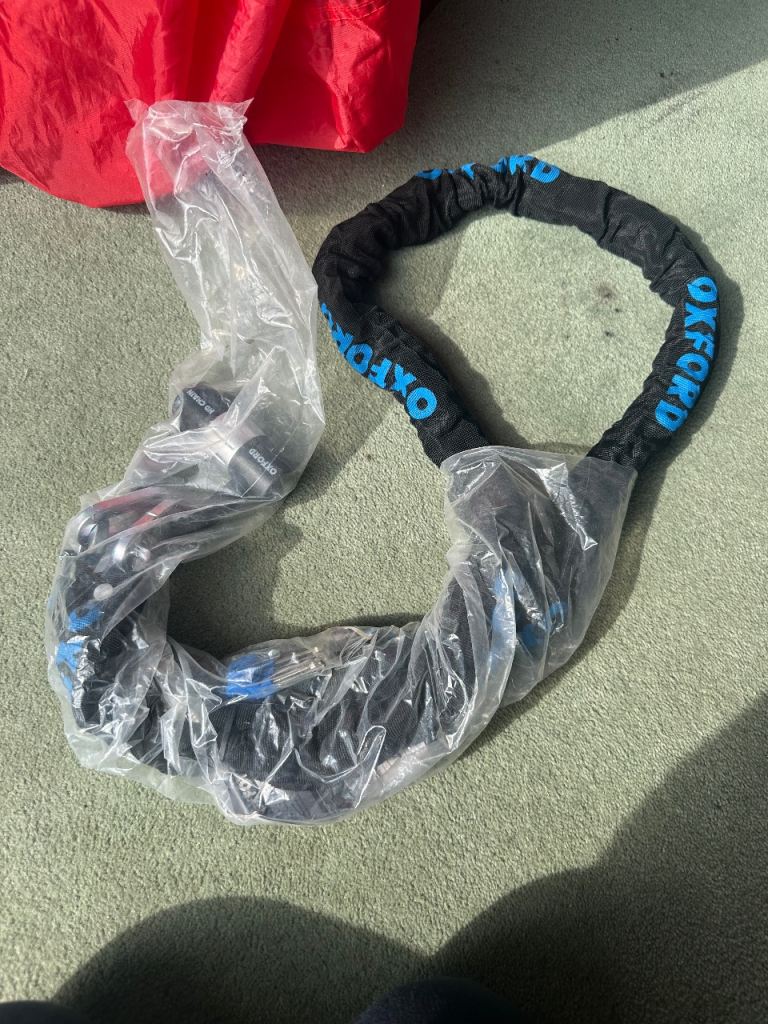 Heavy motorbike chain with keys