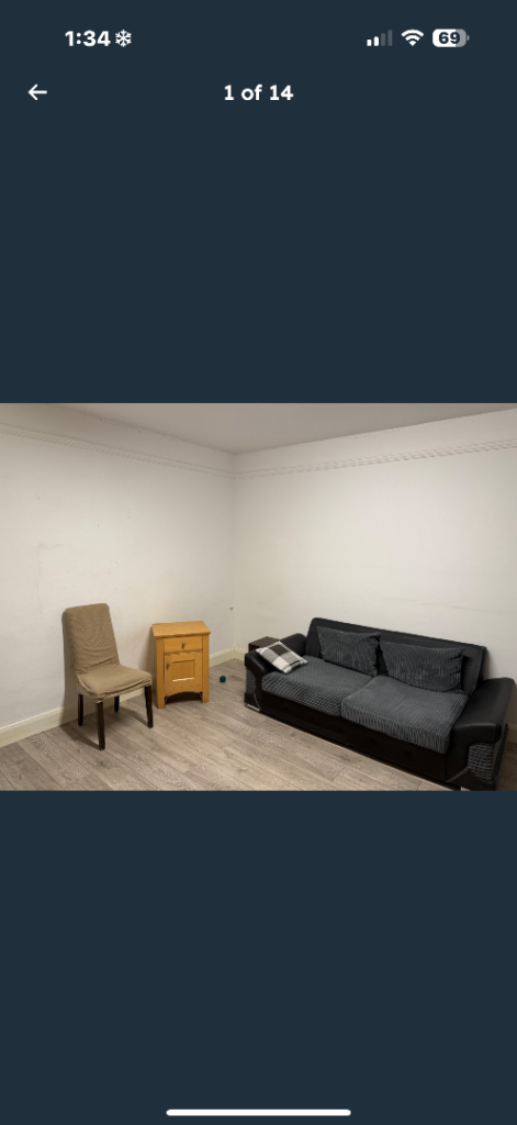 4 Bedrooms 2 bathrooms 1 Living room Massionette is available to rent in Southall UB2 