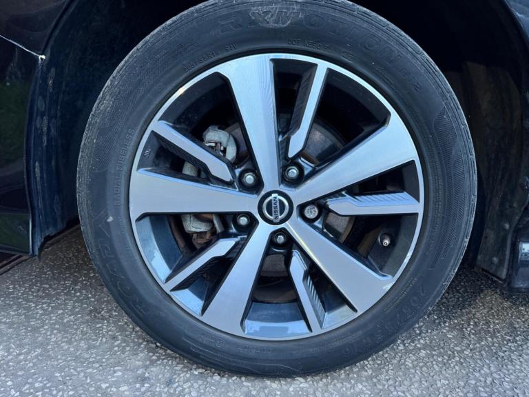  Nissan Leaf 40kWh Acenta Auto 5dr Electric Automatic